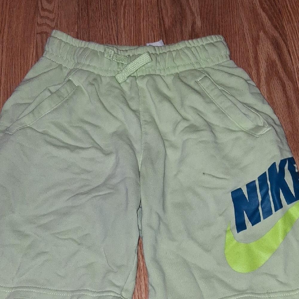 M Boy Nike Green Athletic Shorts with Elastic Waistband